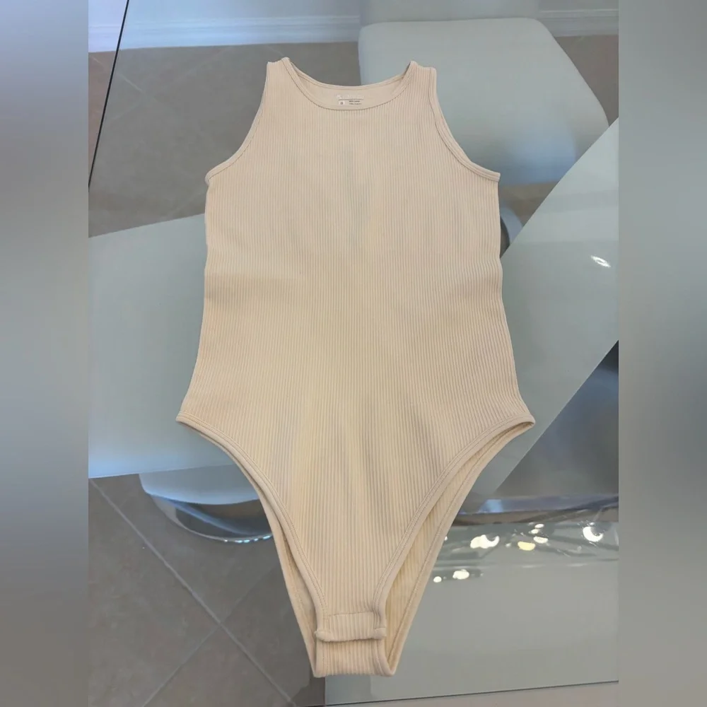 Zara Beige Ribbed Kids Bodysuit - Picture 1 of 6